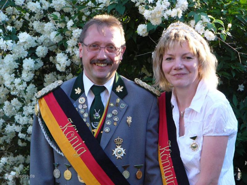Abholen des Schützenkönigs – Bild 5 von 23