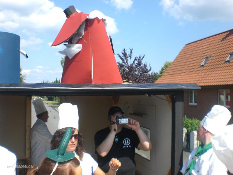 Schützenfest-Montag Bunter Umzug – Bild 13 von 146