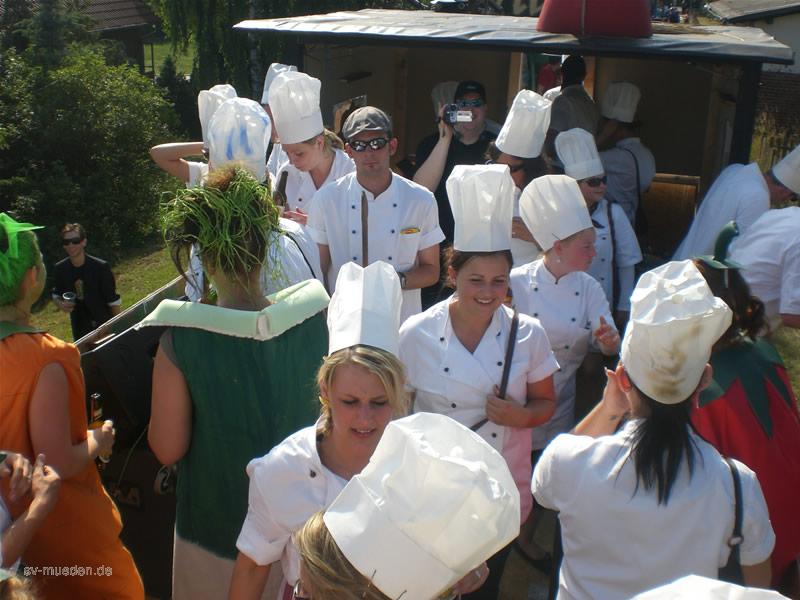 Schützenfest-Montag Bunter Umzug – Bild 6 von 146