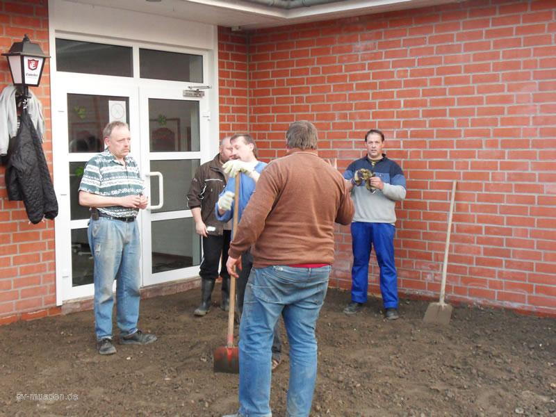 Pflasterarbeiten am Schießsportzentrum (2. Akt) – Bild 7 von 15