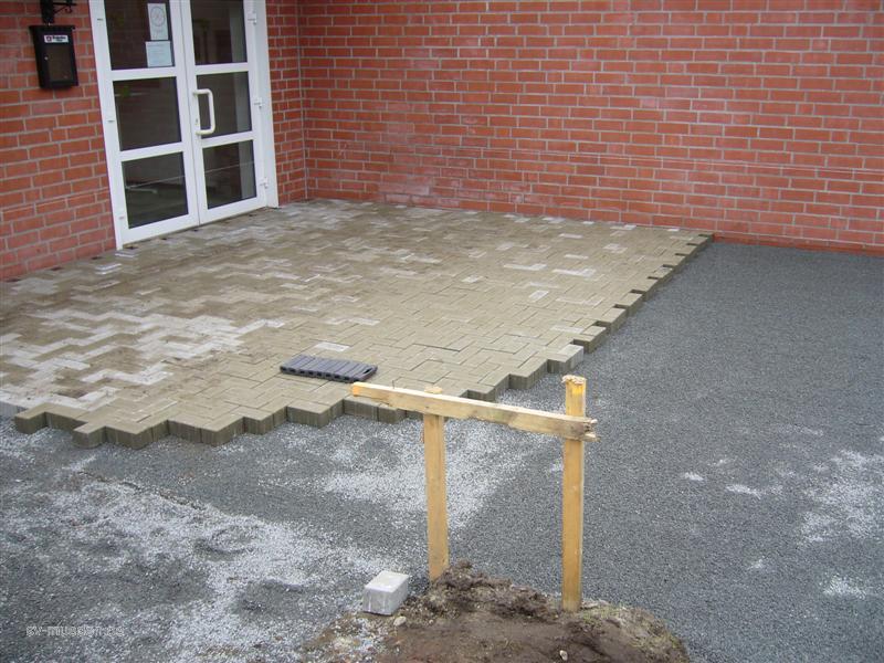 Pflasterarbeiten am Schießsportzentrum (3. Akt) – Bild 54 von 61
