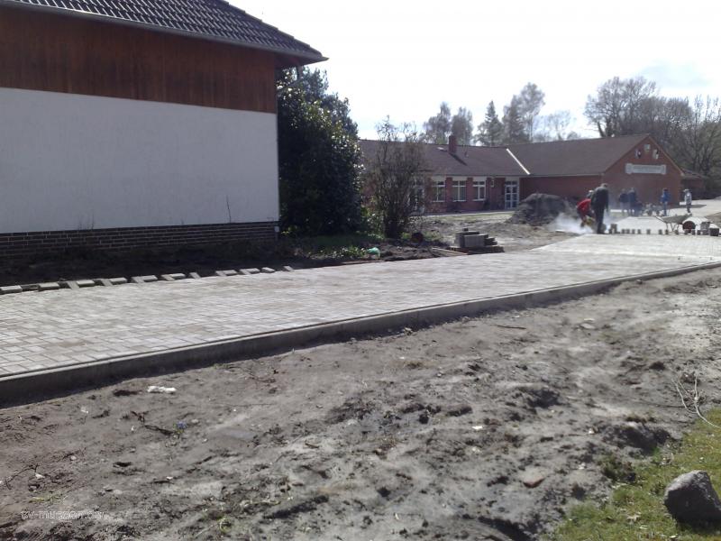 Pflasterarbeiten am Schießsportzentrum (4. Akt) – Bild 4 von 12
