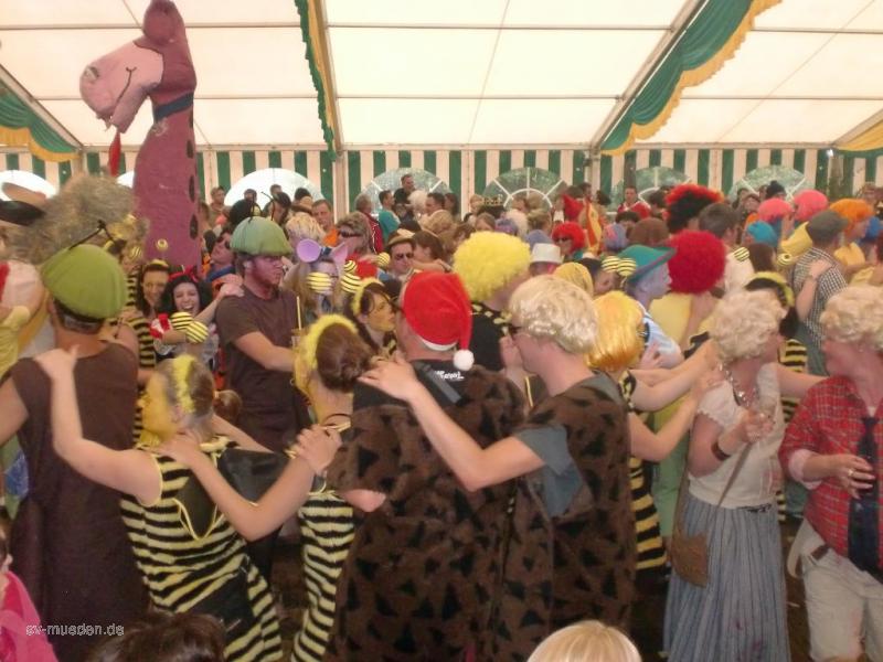 Schützenfest 2012 Montag Bunter Umzug – Bild 94 von 259