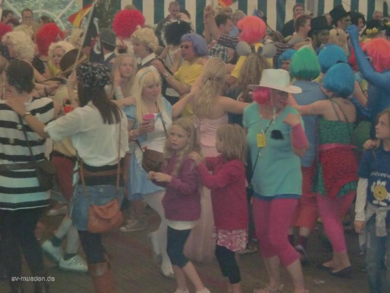 Schützenfest 2012 Montag Bunter Umzug – Bild 83 von 259
