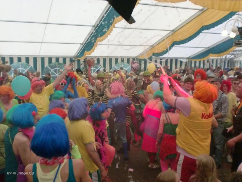 Schützenfest 2012 Montag Bunter Umzug – Bild 70 von 259