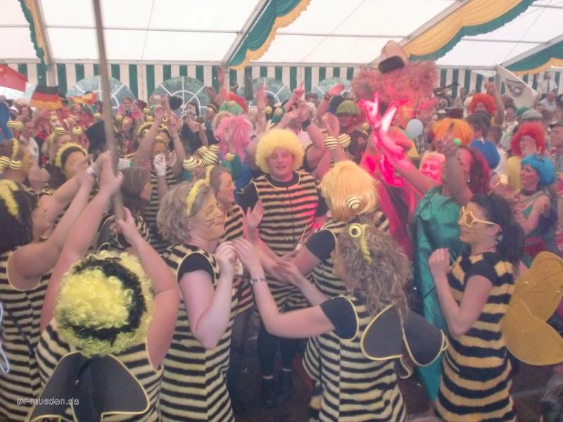 Schützenfest 2012 Montag Bunter Umzug – Bild 52 von 259